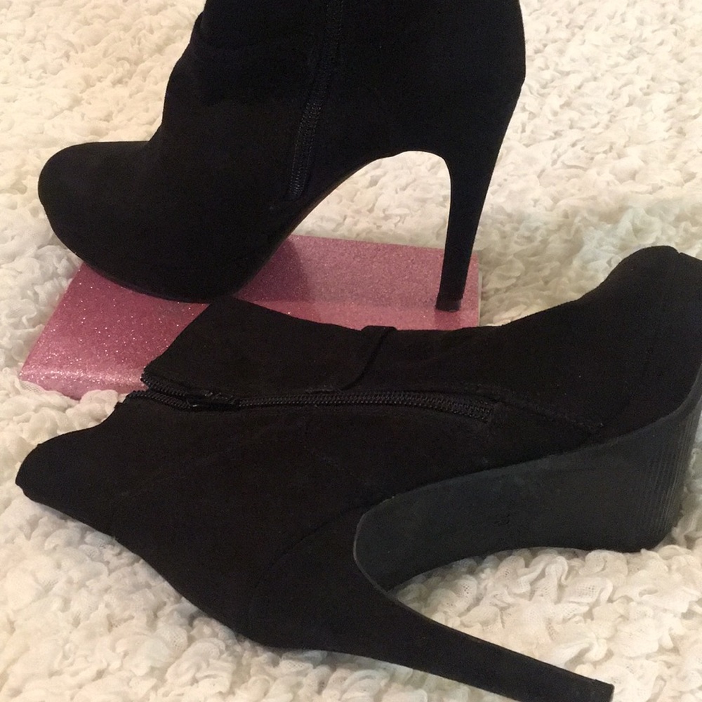 Faux Suede Heeled Booties - Picture 4 of 10